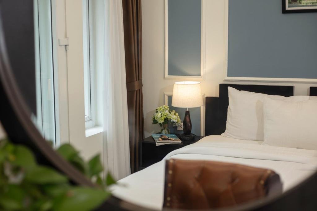 boutique experiences